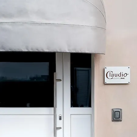 Affittacamere Claudio 4*